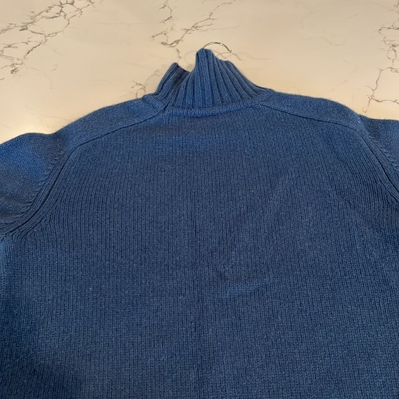 Demylee wool drop shoulder sweater size smalll - Picture 5 of 9